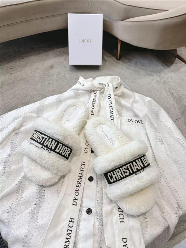 20251128184319227 220